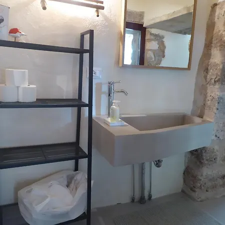 La Torre Di Merlino Casa vacanze *