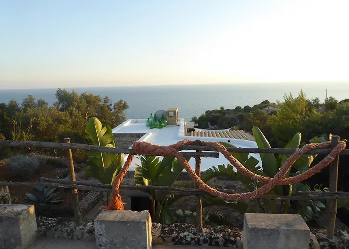 La Torre Di Merlino * Patù