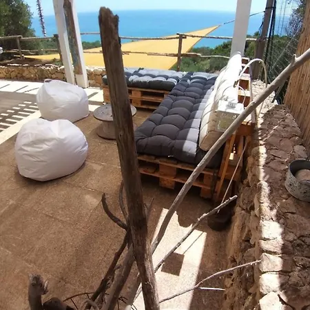 La Torre Di Merlino * Patù